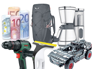 Collage mit verschiedenen Produkten: gerollte Euro-Geldscheine, ein schwarzer Wanderrucksack, eine Kaffeemaschine, eine Bohrmaschine, ein Fensterreiniger und ein Modell-Geländewagen.